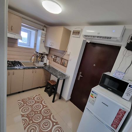 Apartament Cu 2 Dormitoare - Madalina Corabia 외부 사진